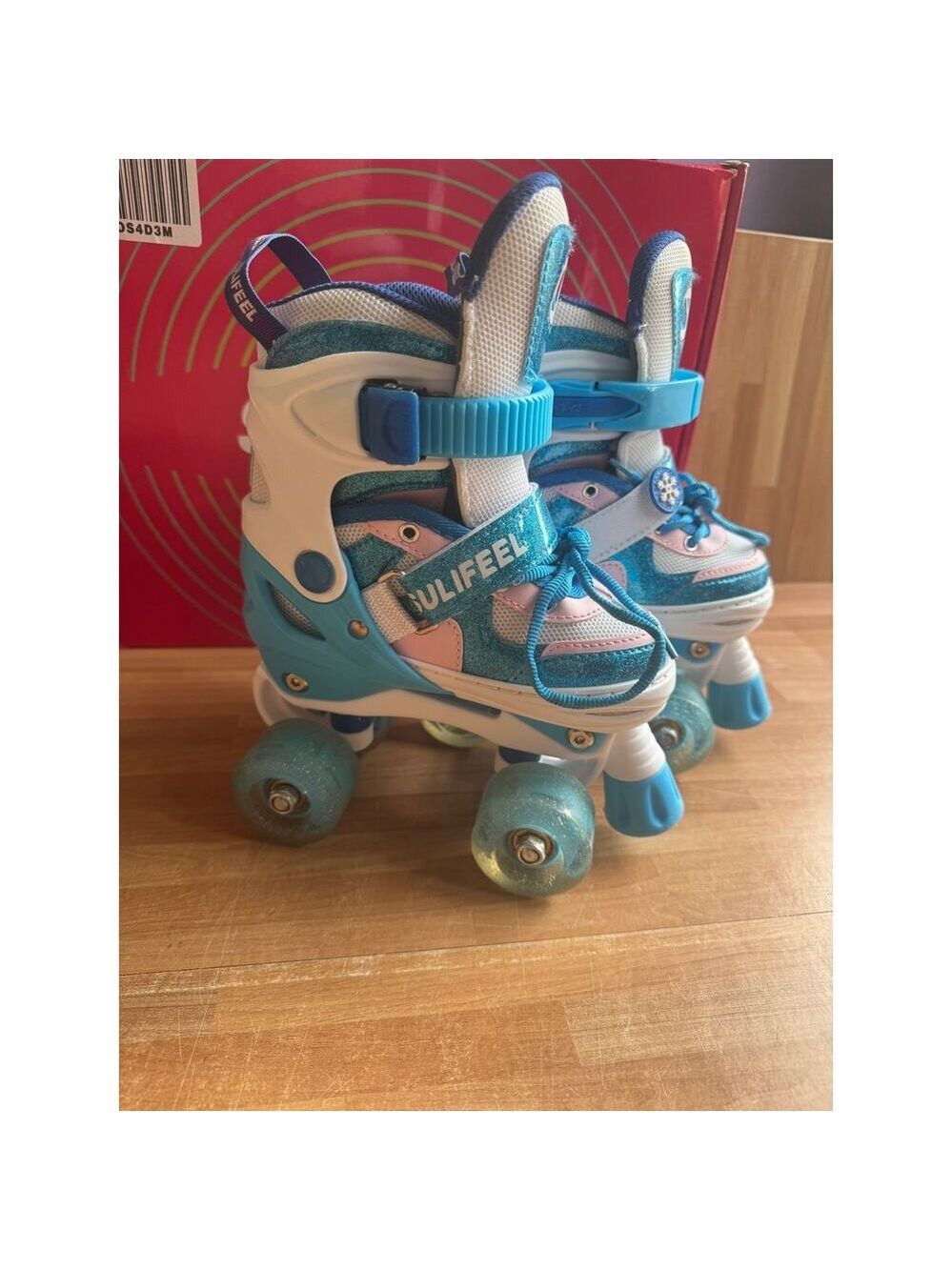 SULIFEEL Snow adjustable light up roller skates size 10/13